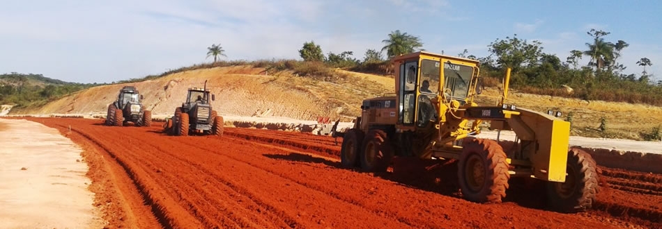 Locação de Equipamentos e máquinas - Guindastes e muncks